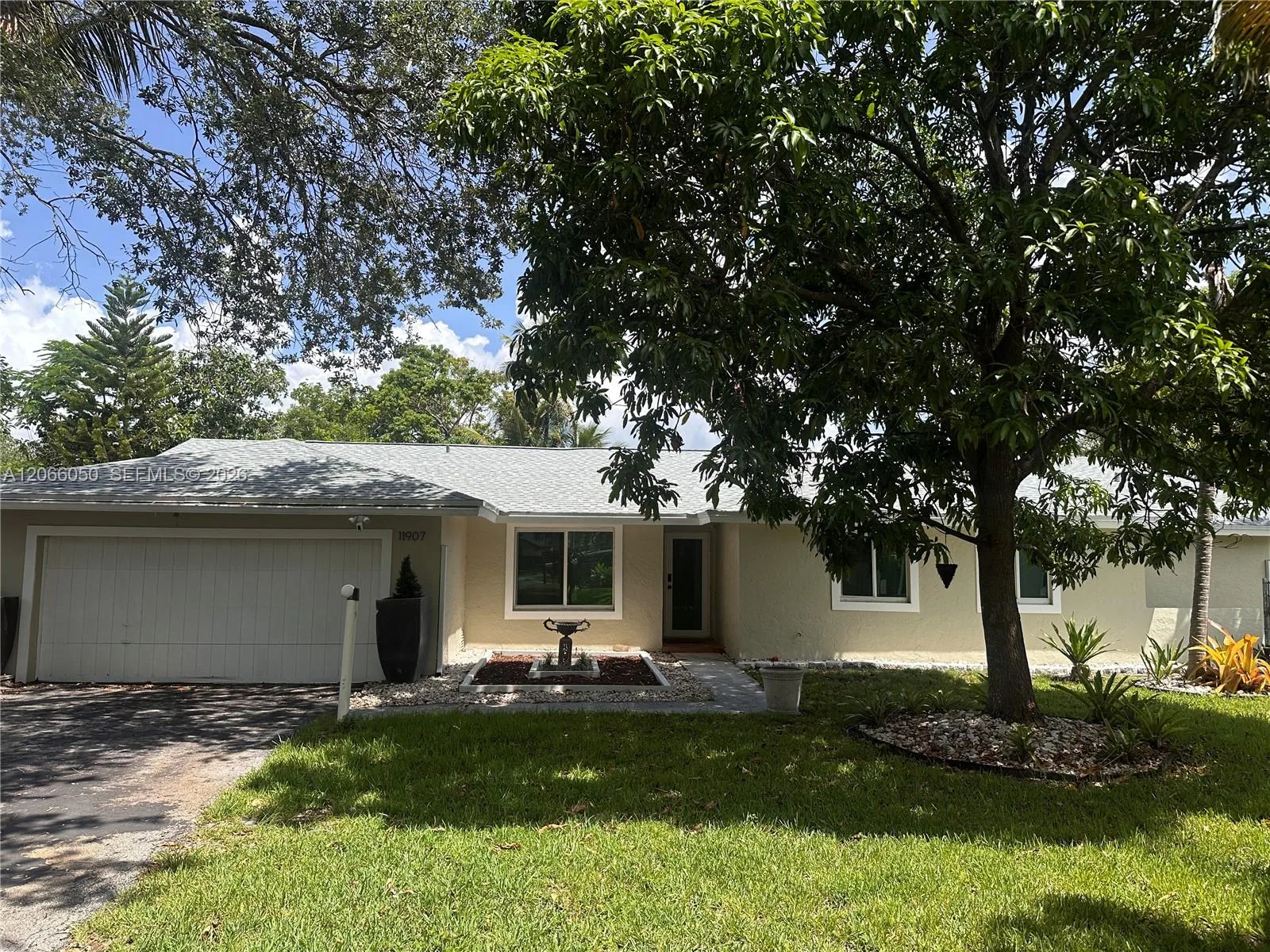 11907 Jennifer Way, Cooper City, FL 33026