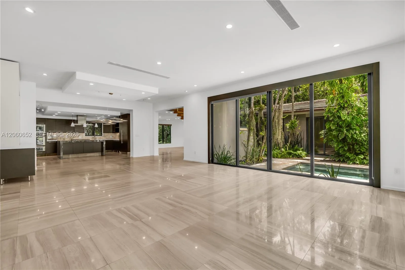6840 Sunrise Pl, Coral Gables, FL 33133 photo 12