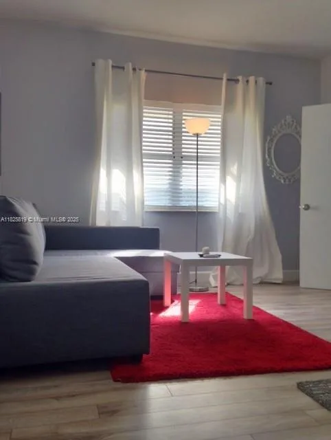 1325 Meridian Ave # 6, Miami Beach, FL 33139
