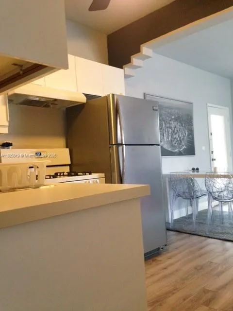 1325 Meridian Ave # 6, Miami Beach, FL 33139 photo 4