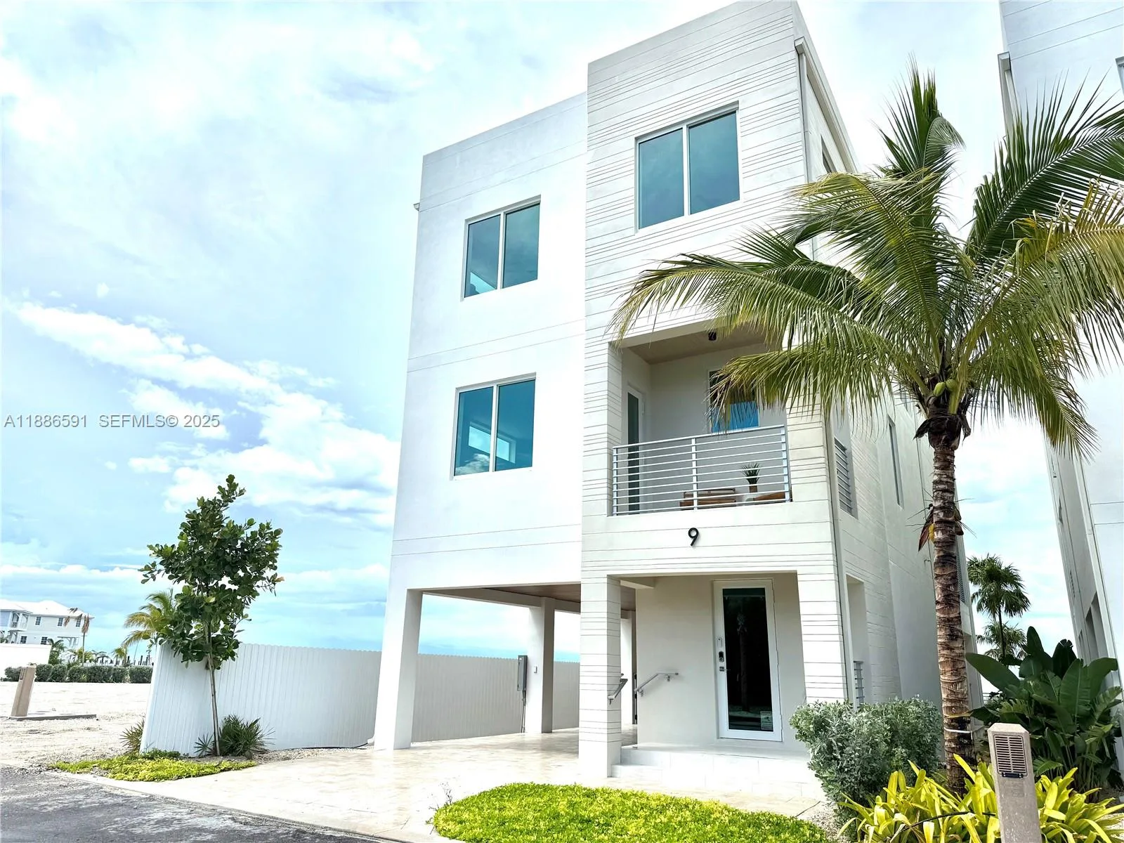 990 41st Gulf Street 9, Other City - In The State Of Florida, FL 33050 photo 3
