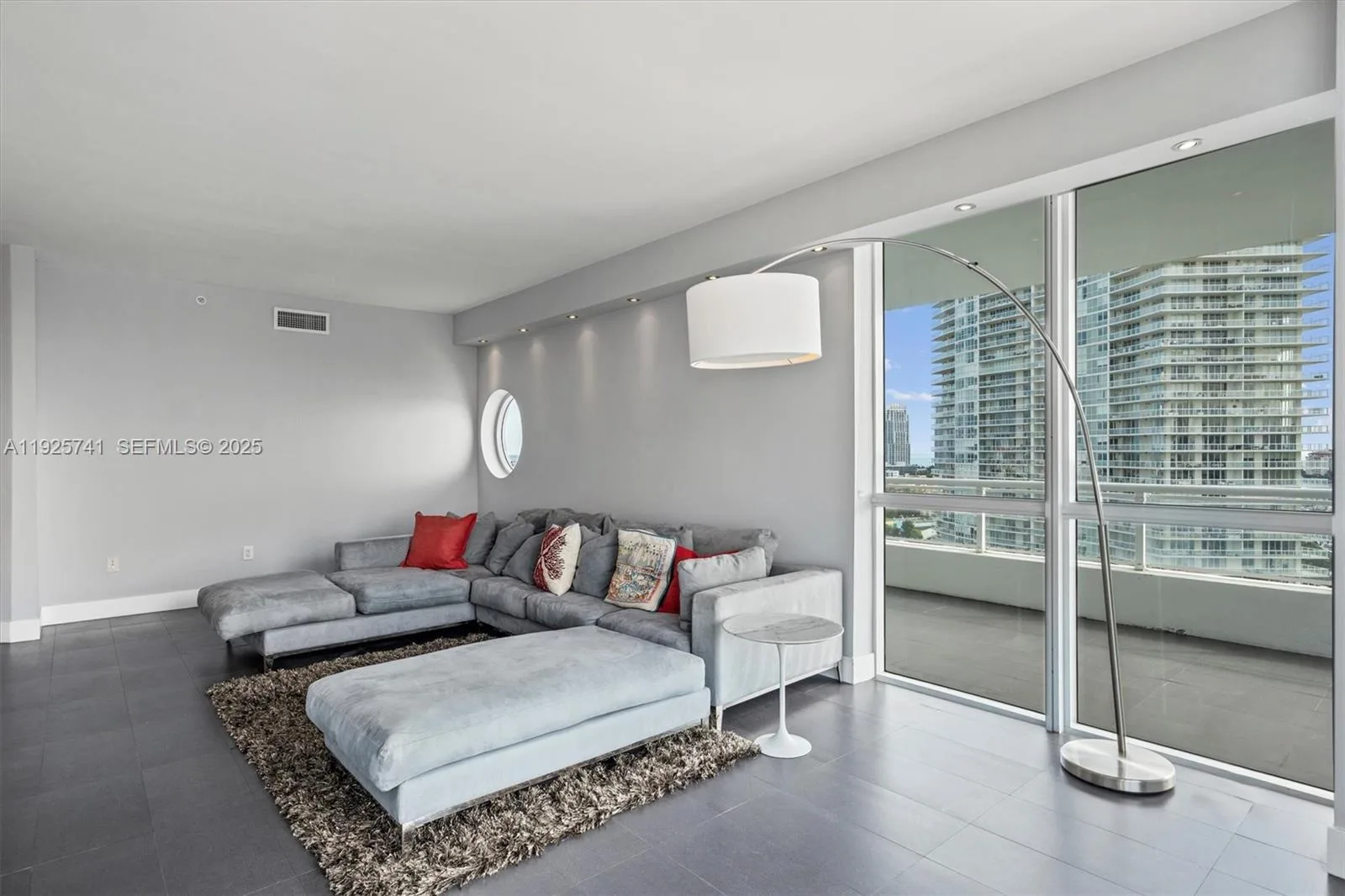 520 West Ave # 1701, Miami Beach, FL 33139 photo 9