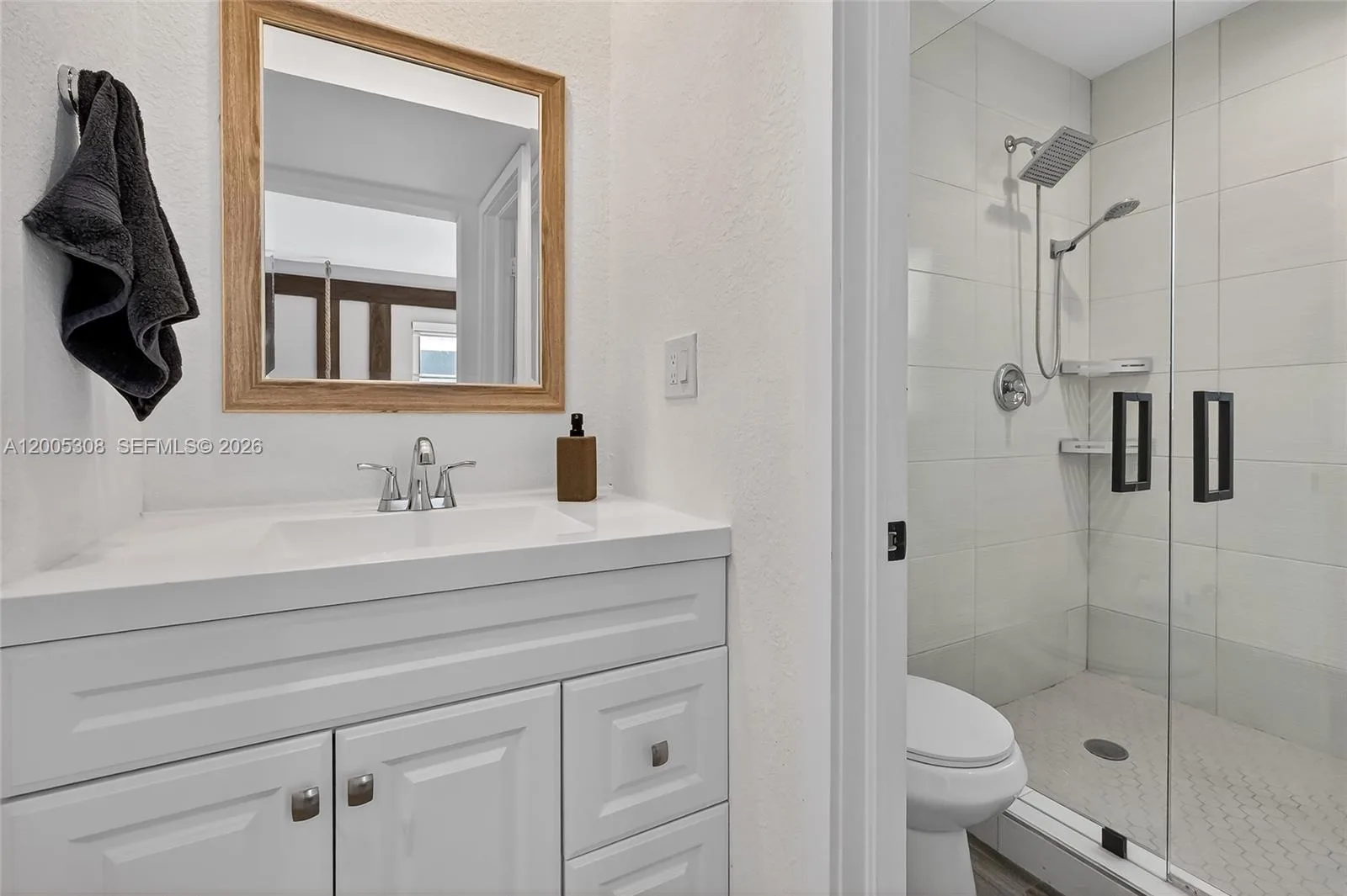 541 NW 109th St, Miami, FL 33168 photo 9