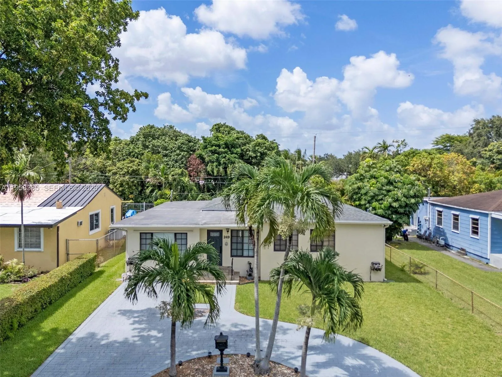 249 Carlisle Dr, Miami Springs, FL 33166