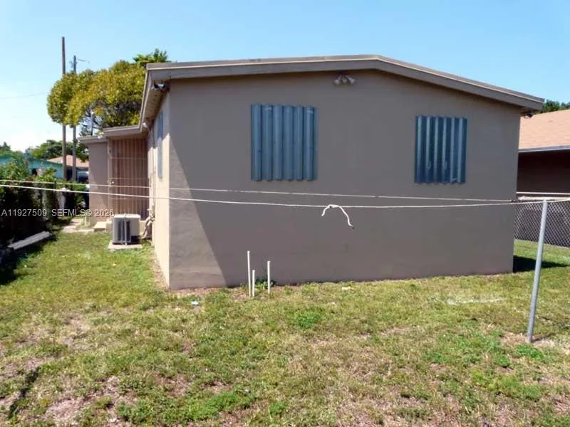 1880 NW 68th Ter, Miami, FL 33147 photo 3