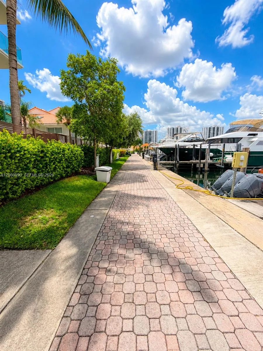 3601 NE 207th St, Aventura, FL 33180 photo 7