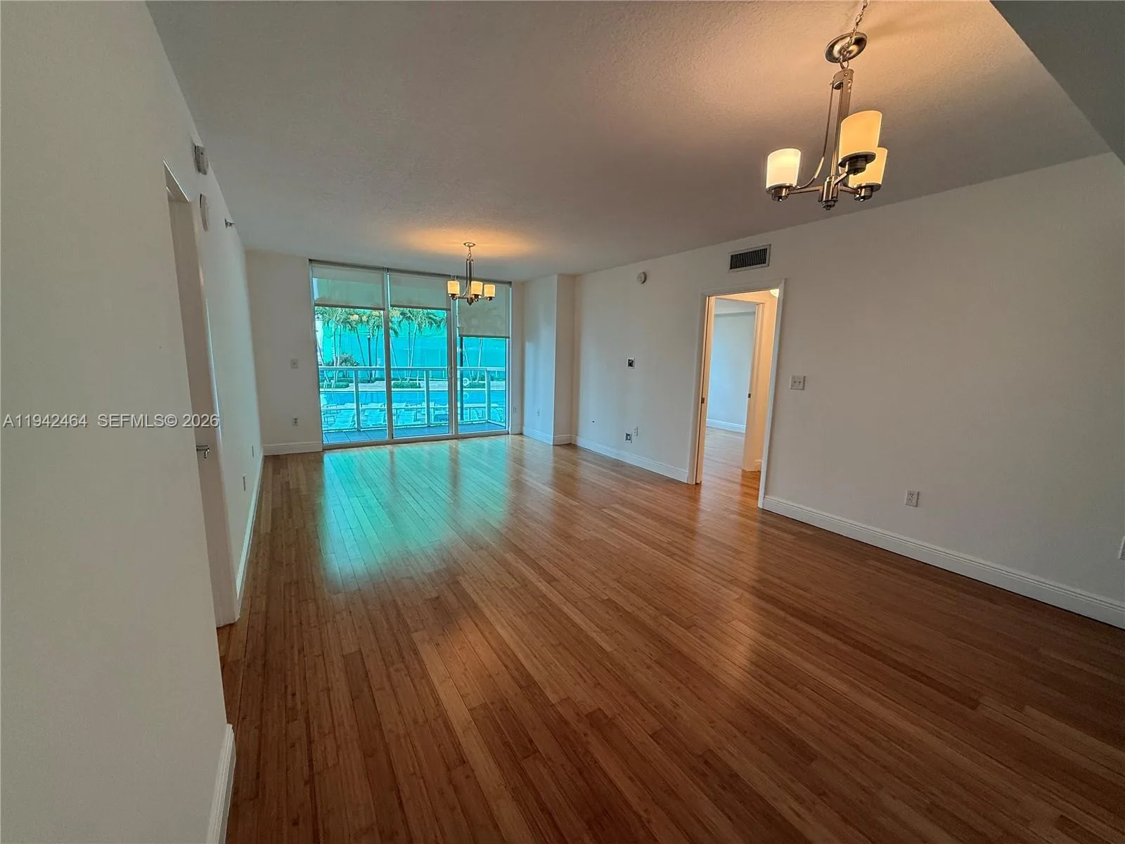 31 SE 5th St # 1204, Miami, FL 33131 photo 13