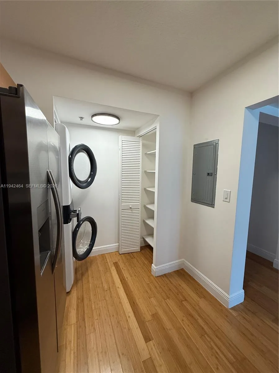 31 SE 5th St # 1204, Miami, FL 33131 photo 8