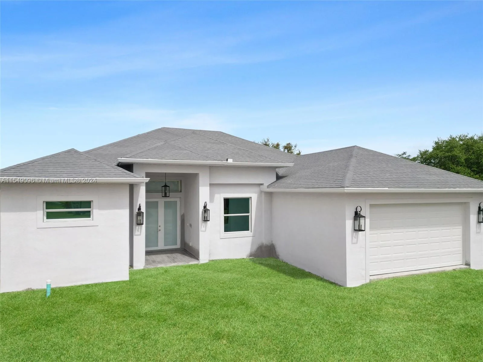 13th 3734, Lehigh Acres, FL 33971 photo 2