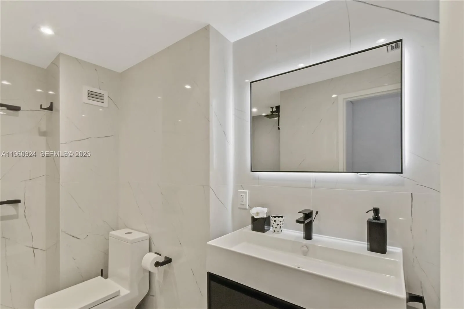 800 West Ave # 421, Miami Beach, FL 33139 photo 11