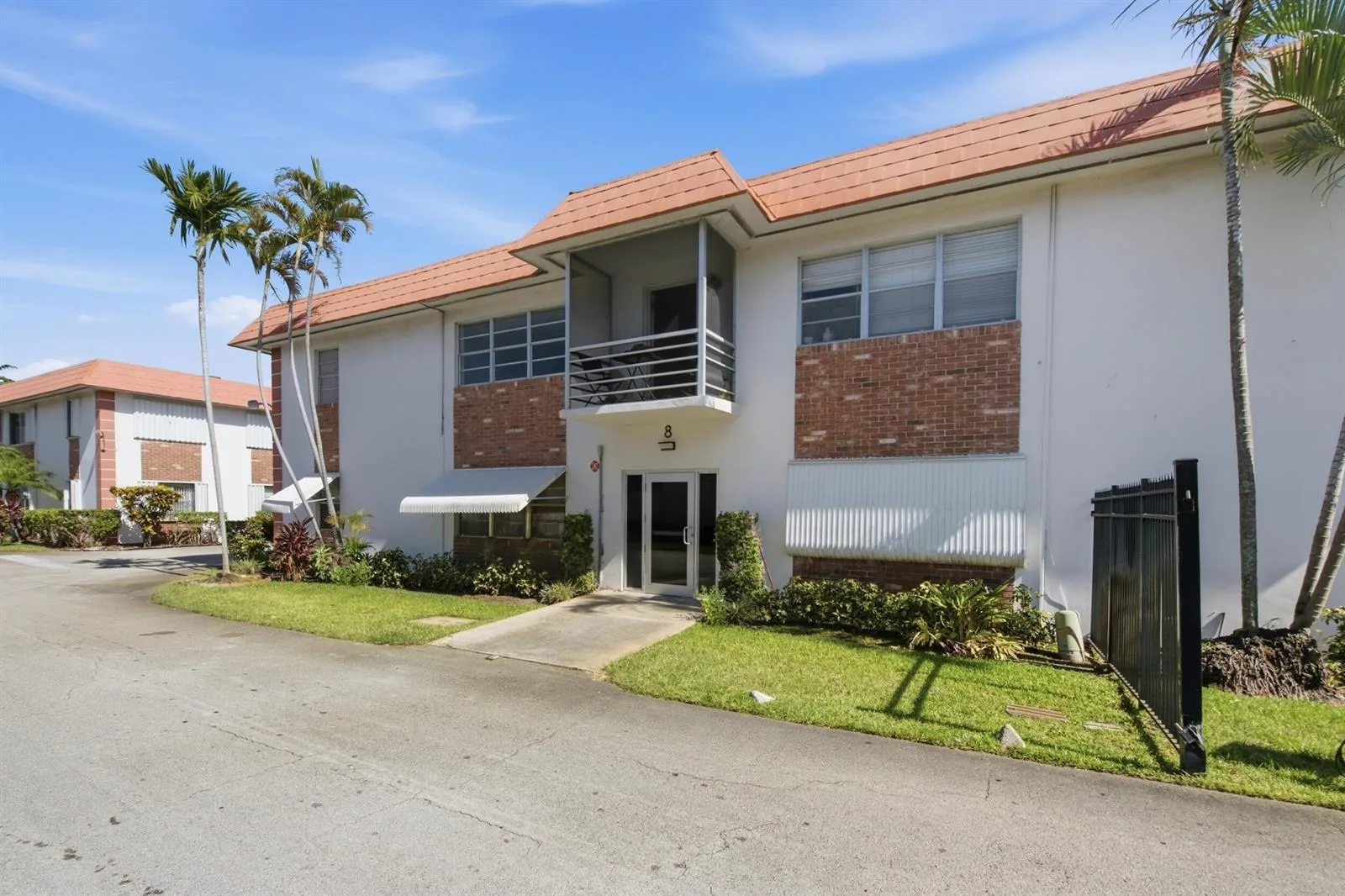 3550 NW 8th Avenue # 812, Pompano Beach, FL 33064