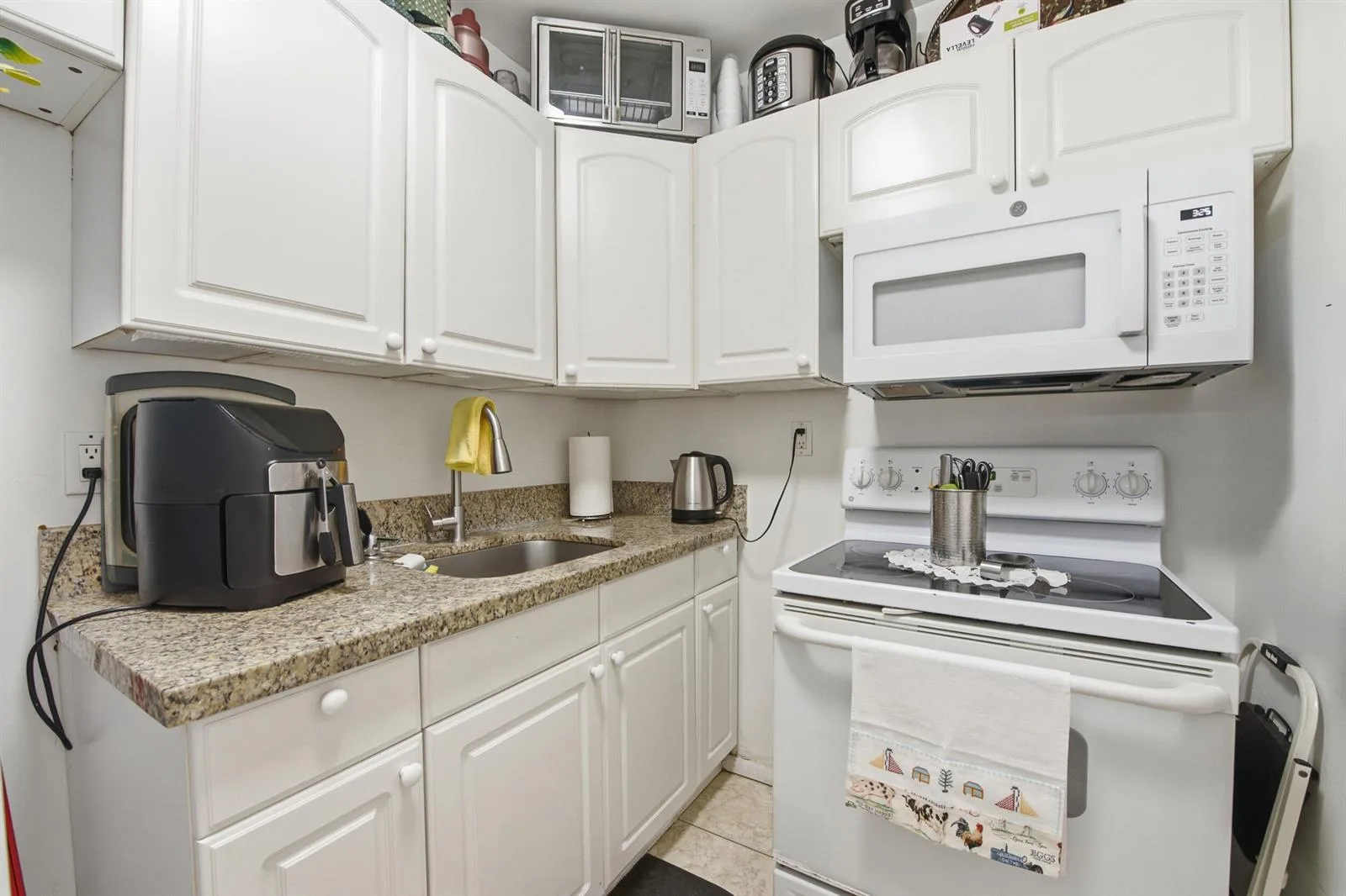 3550 NW 8th Avenue # 812, Pompano Beach, FL 33064 photo 13