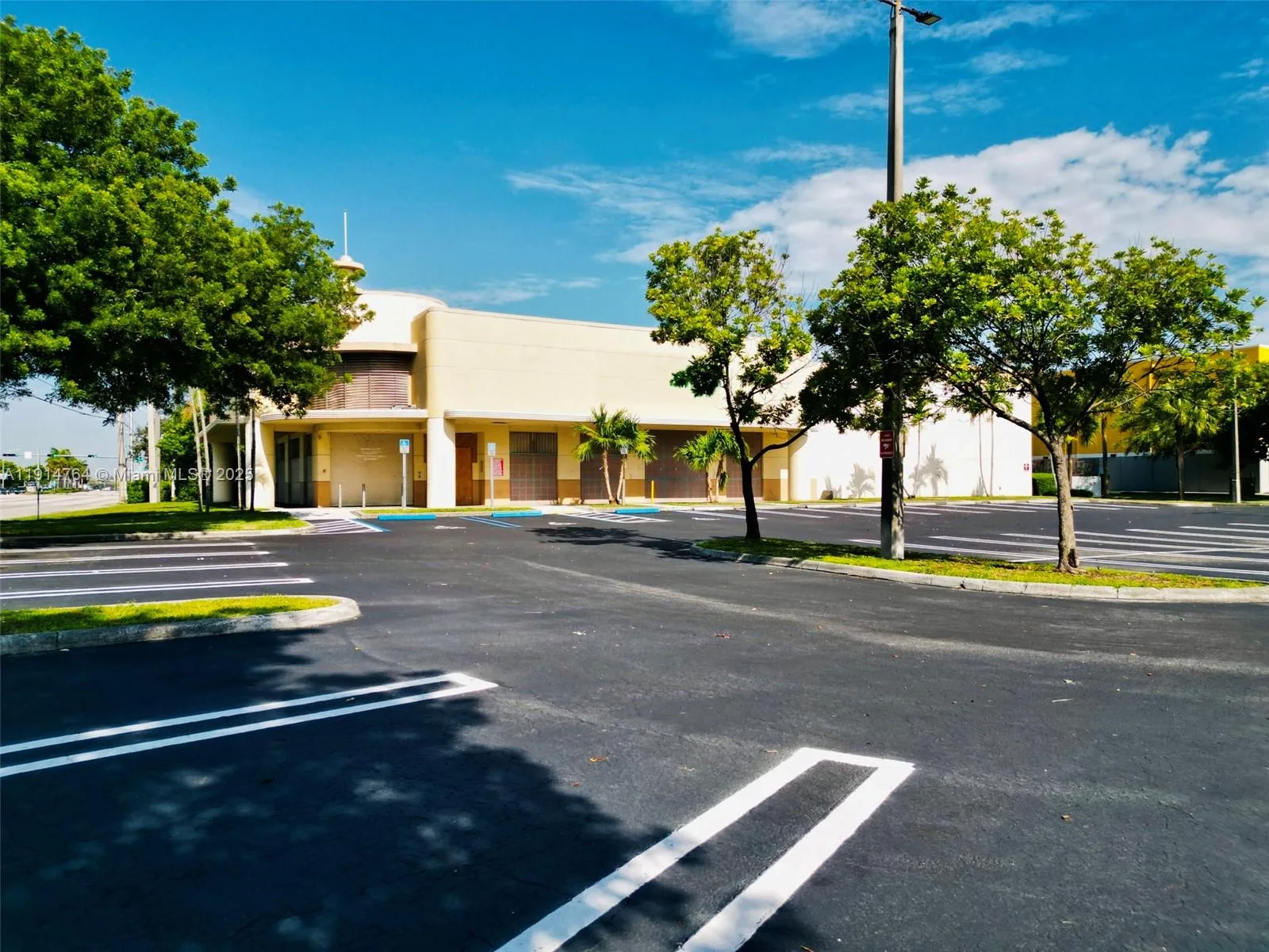 11920 NW 27th Ave, Miami, FL 33167 photo 8