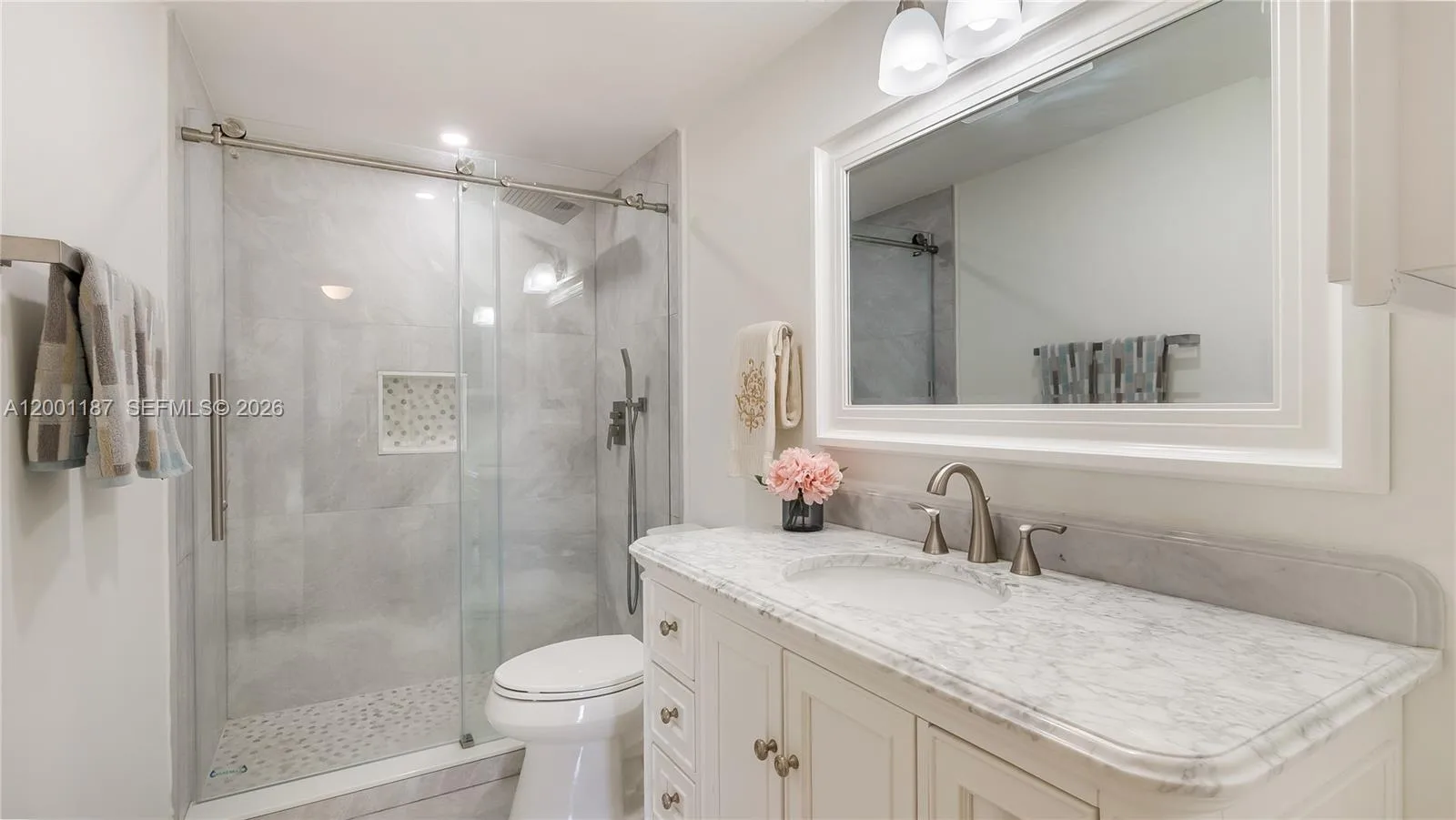 300 Bayview Dr # 315, Sunny Isles Beach, FL 33160 photo 9