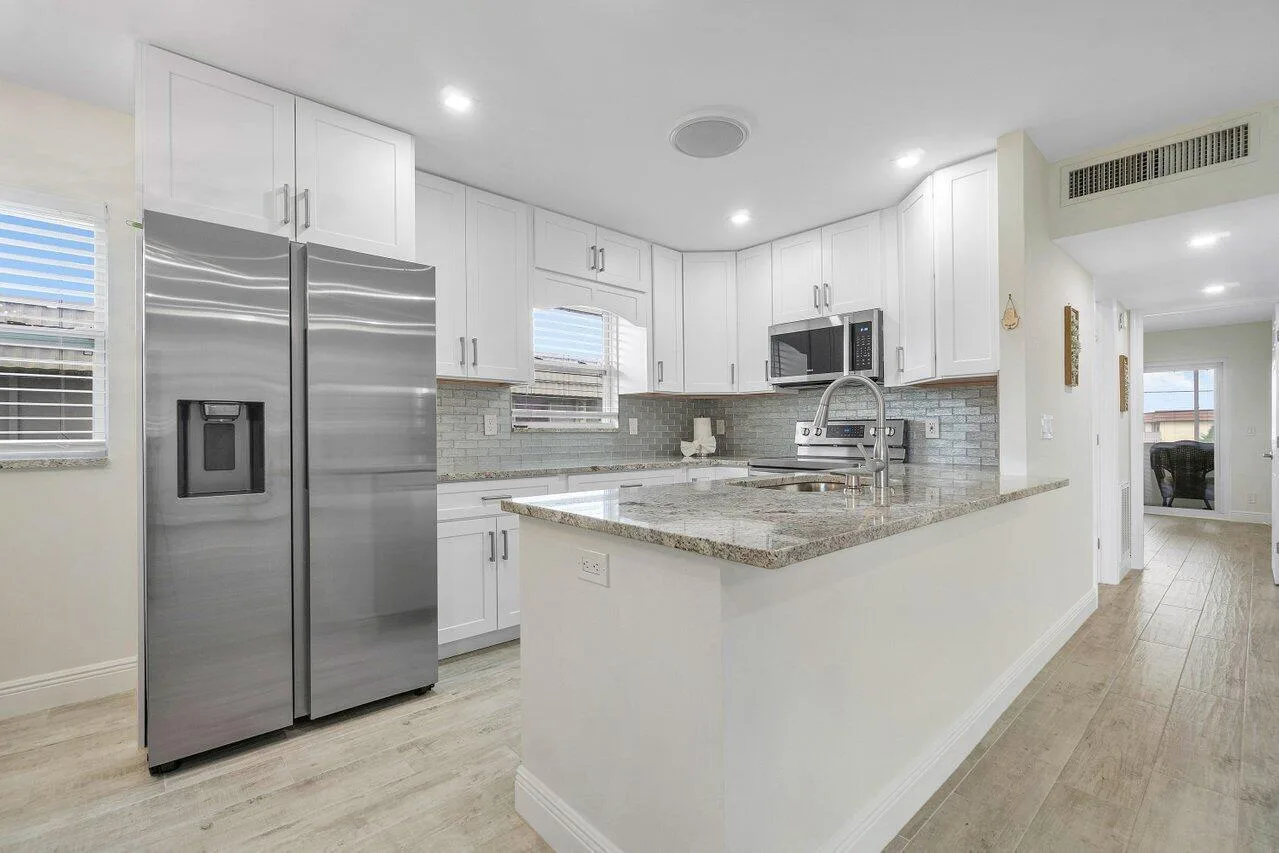 76 FLANDERS B, Delray Beach, FL 33484