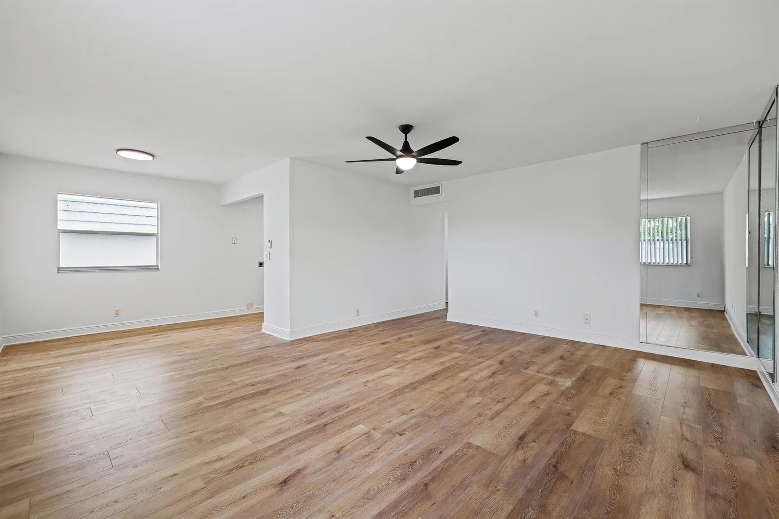 613 Monaco M, Delray Beach, FL 33446 photo 7