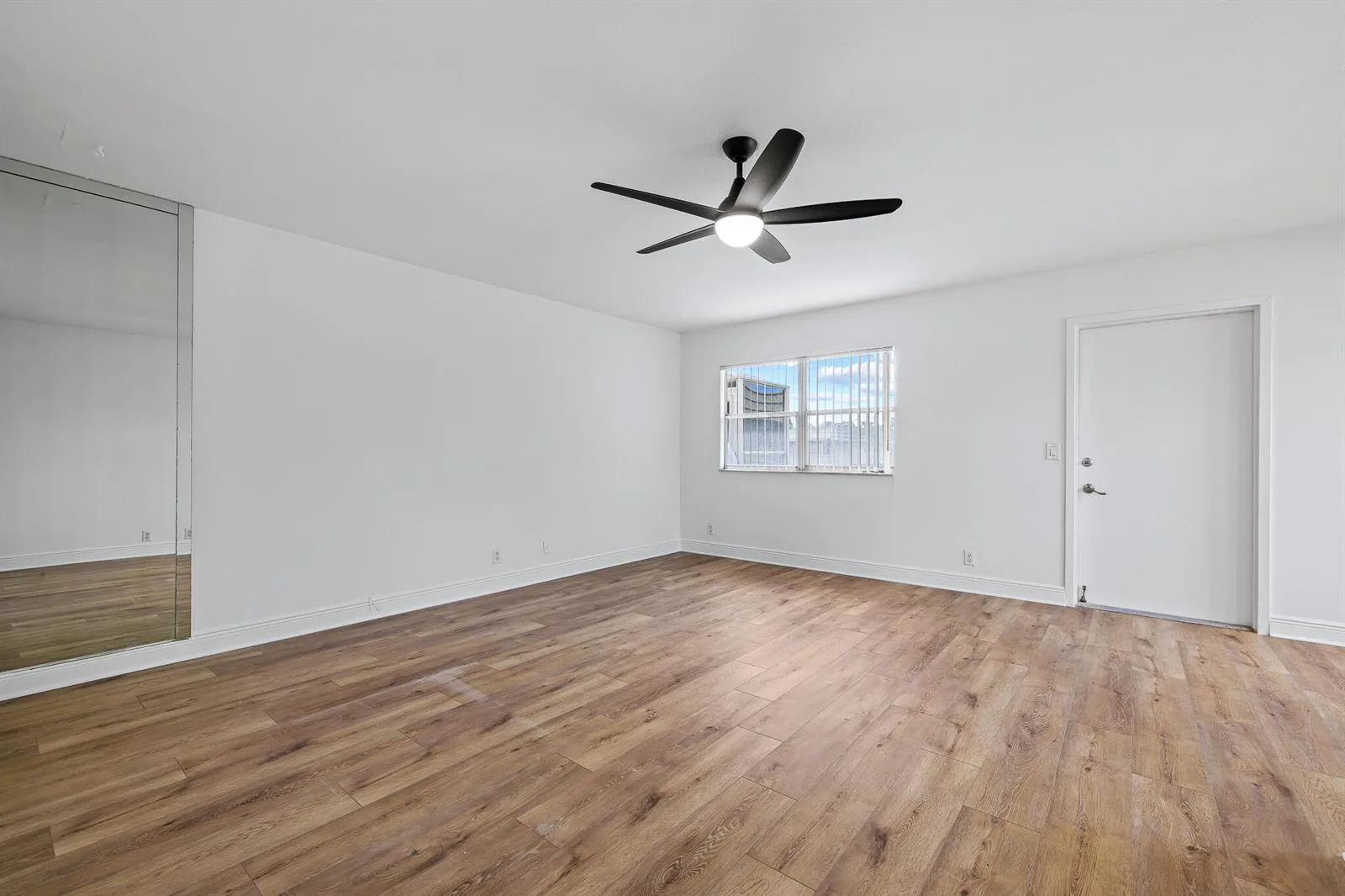 613 Monaco M, Delray Beach, FL 33446 photo 9