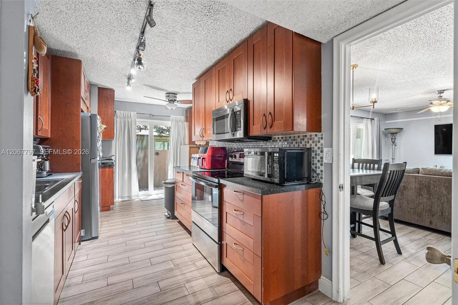 2214 NW 39th Ave, Coconut Creek, FL 33066 photo 9