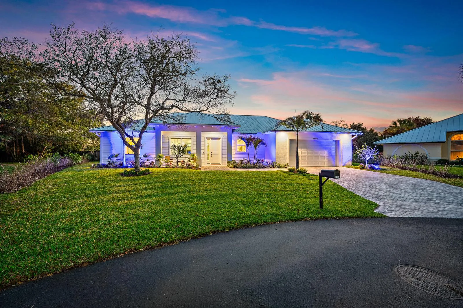 8508 SE Woodwind Street, Hobe Sound, FL 33455