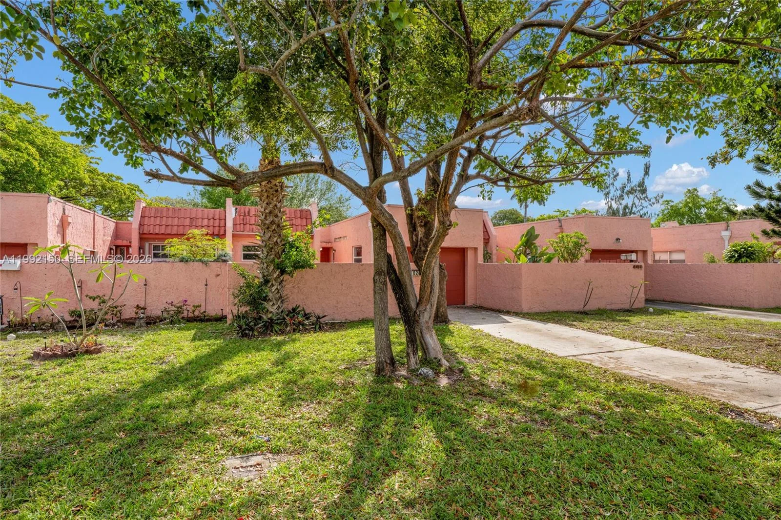 1624 NW 56th Ave # 14, Lauderhill, FL 33313 photo 3