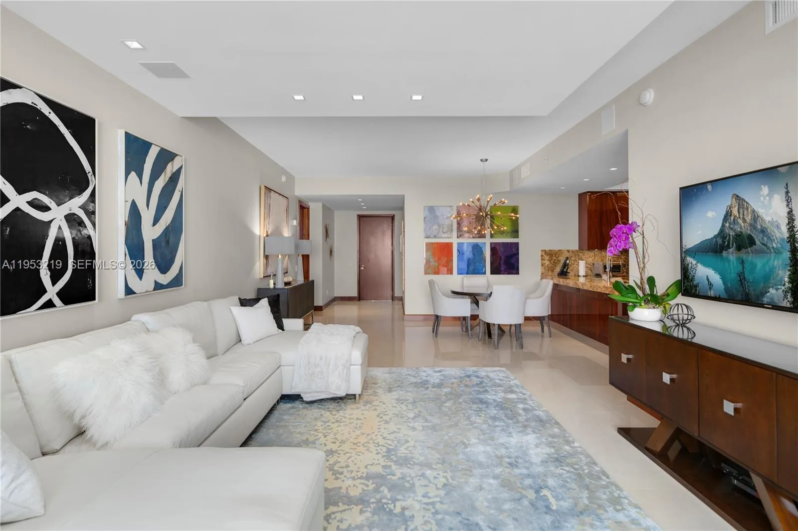 St Regis Center Tower – photo 12