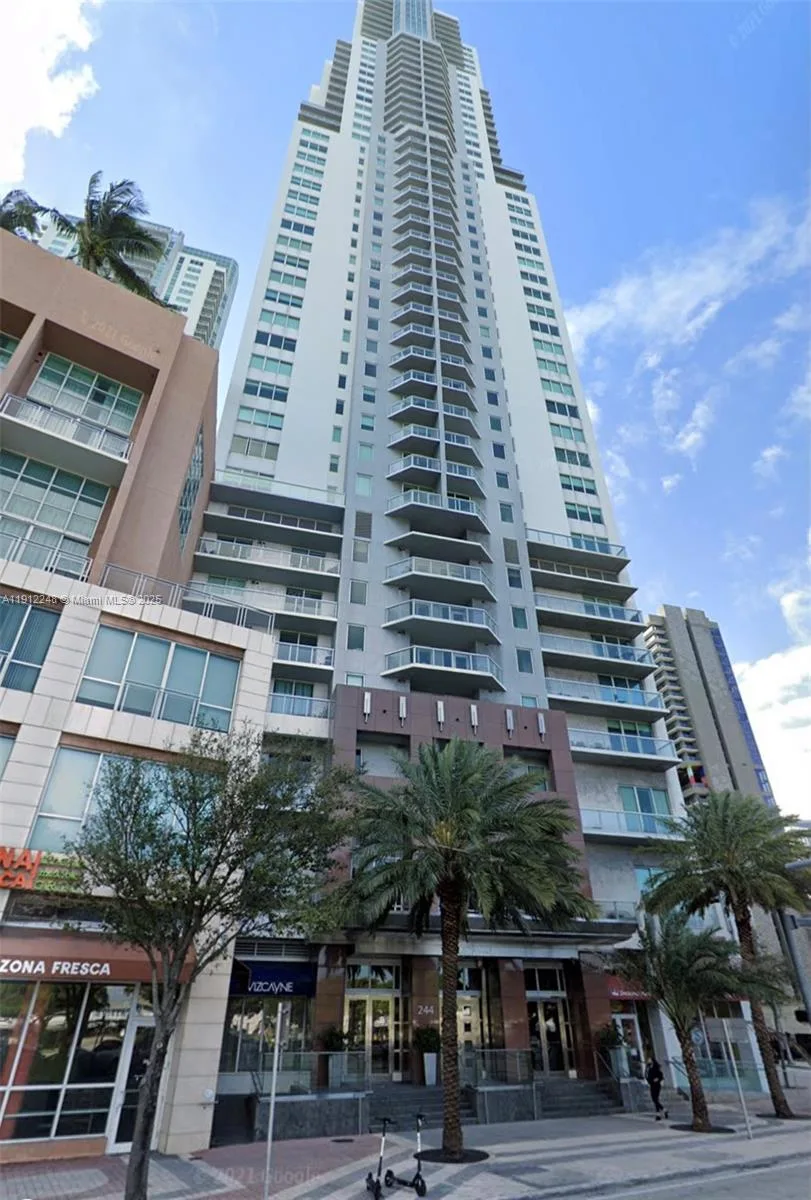 244 Biscayne Blvd # 3404, Miami, FL 33132 photo 2