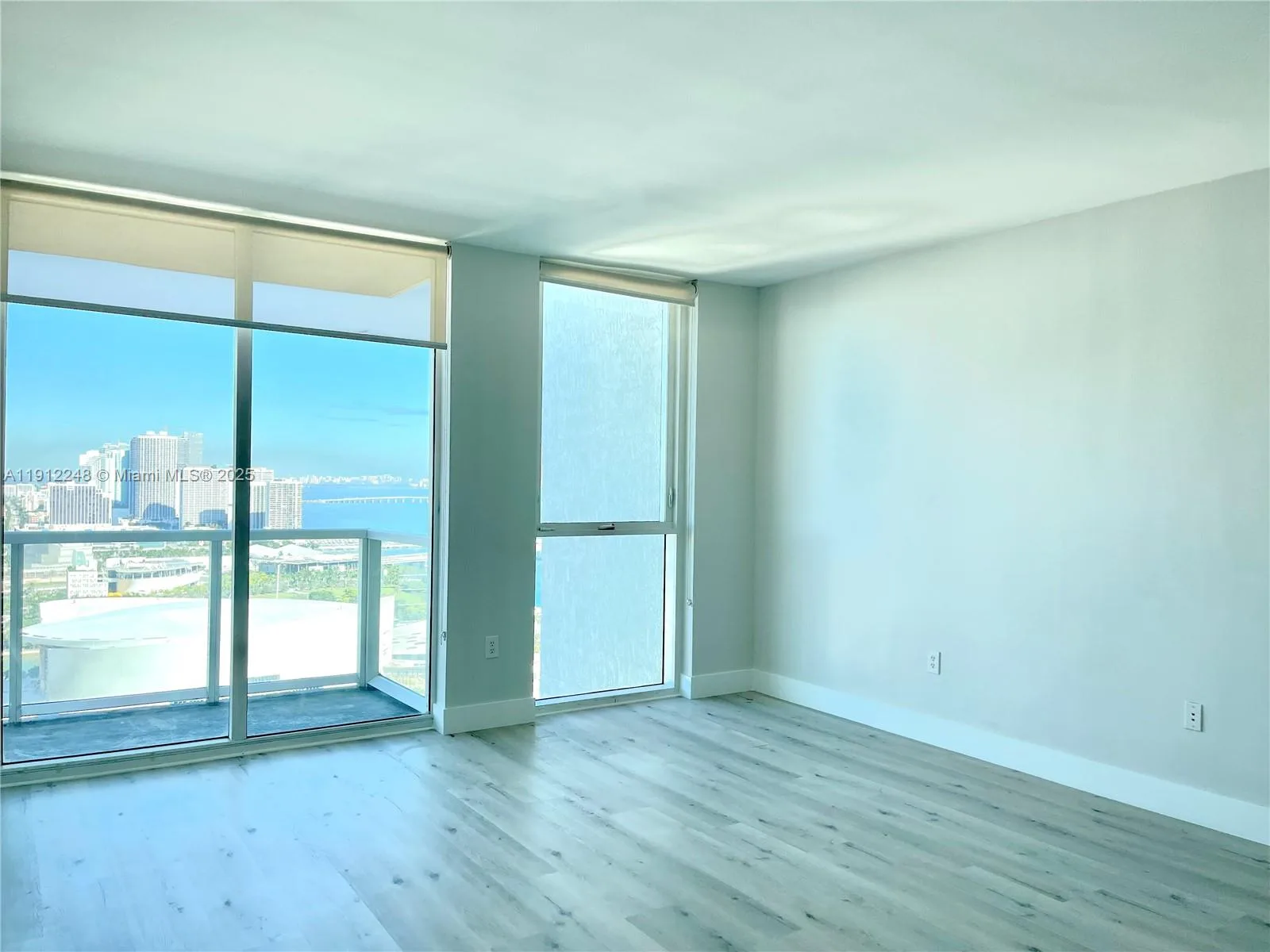 244 Biscayne Blvd # 3404, Miami, FL 33132 photo 9