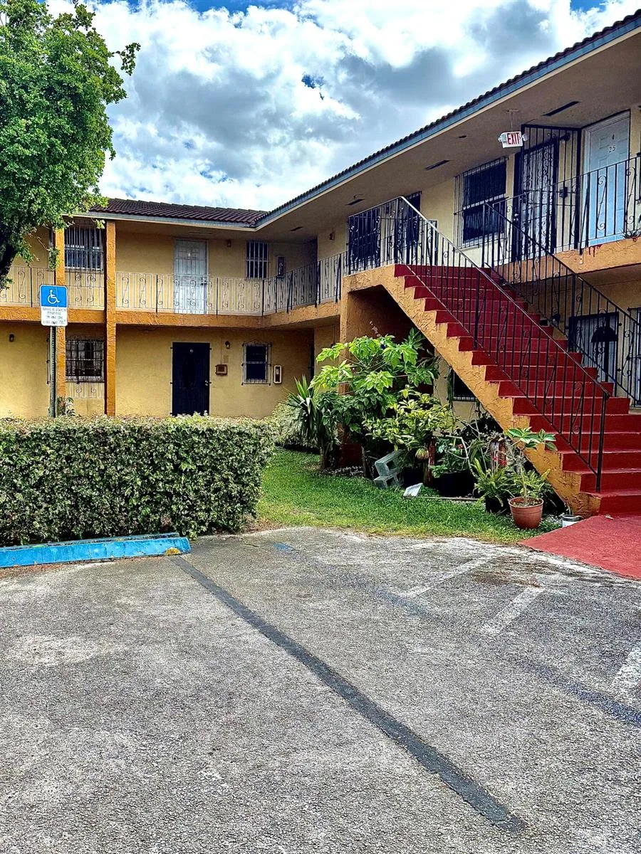 4050 NW 135th Street # 22-1, Opa-Locka, FL 33054 photo 2