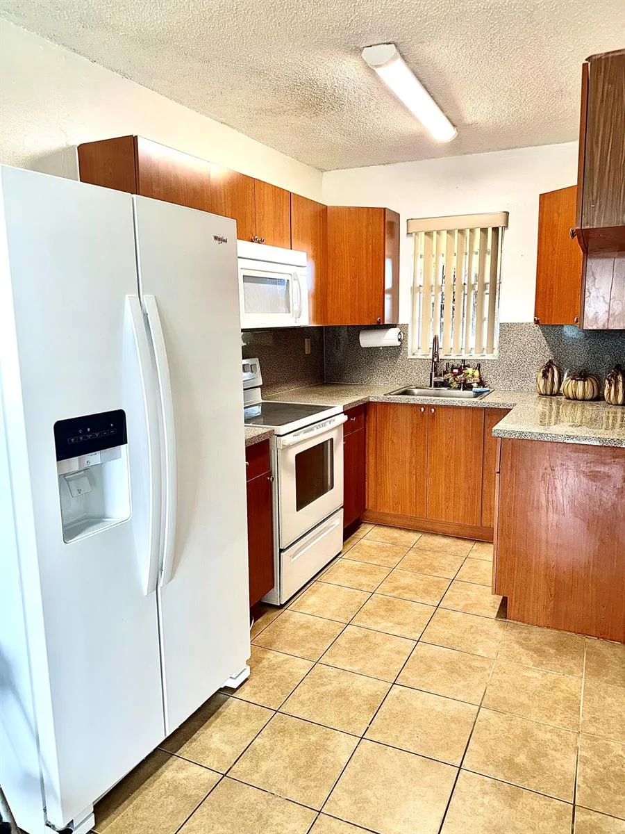 4050 NW 135th Street # 22-1, Opa-Locka, FL 33054 photo 3