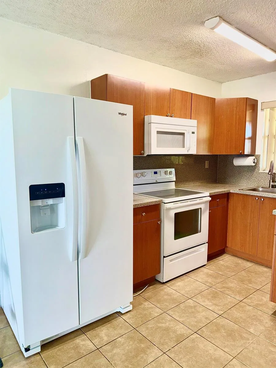 4050 NW 135th Street # 22-1, Opa-Locka, FL 33054 photo 4