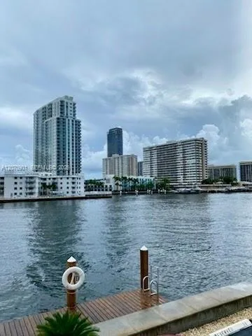 111 Golden Isles Dr # E4, Hallandale Beach, FL 33009