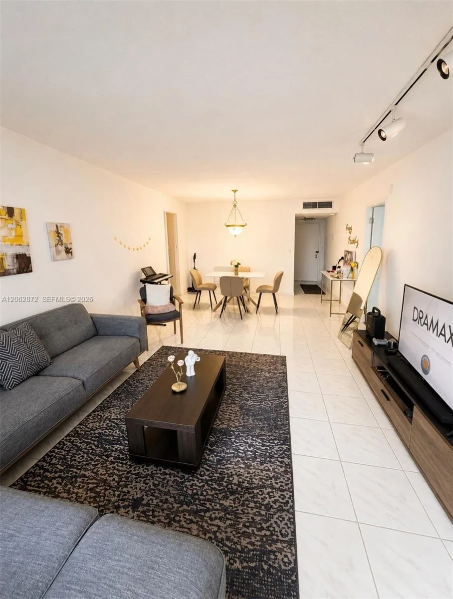 600 Three Islands Blvd # 1207, Hallandale Beach, FL 33009 photo 2