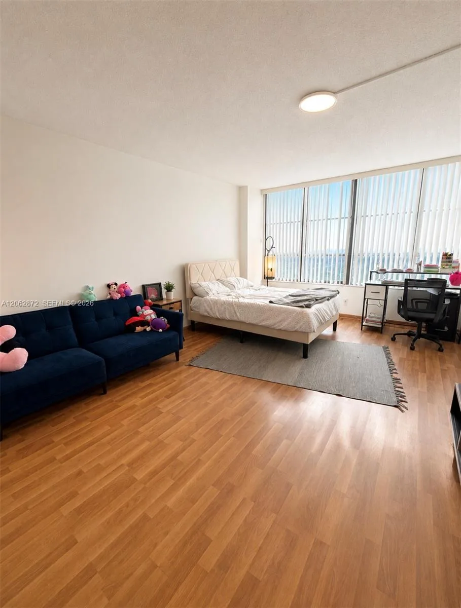 600 Three Islands Blvd # 1207, Hallandale Beach, FL 33009 photo 4