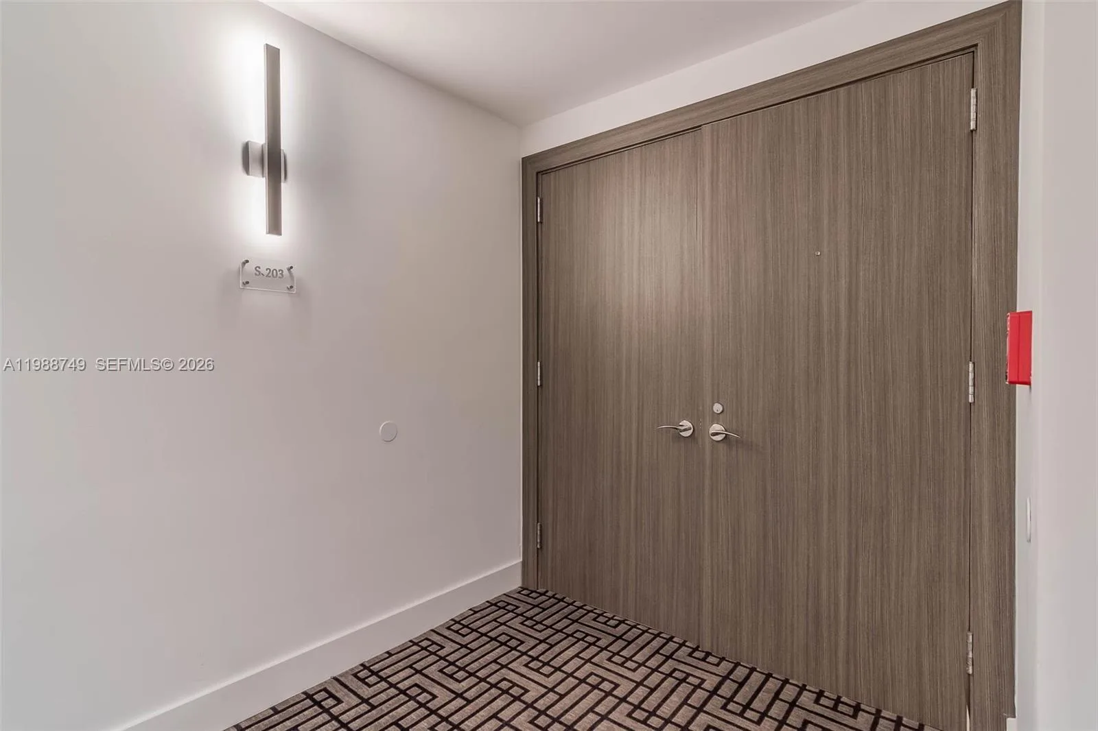 3737 Collins Ave # S-203, Miami Beach, FL 33140 photo 3