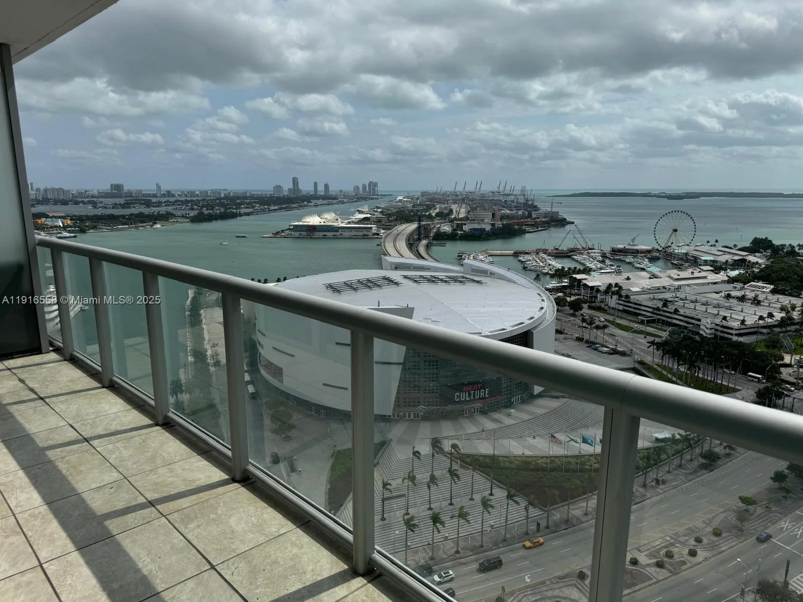 Marina Blue Unit 2801 at 888 Biscayne Blvd # 2801, Miami, FL 33132 — photo 1