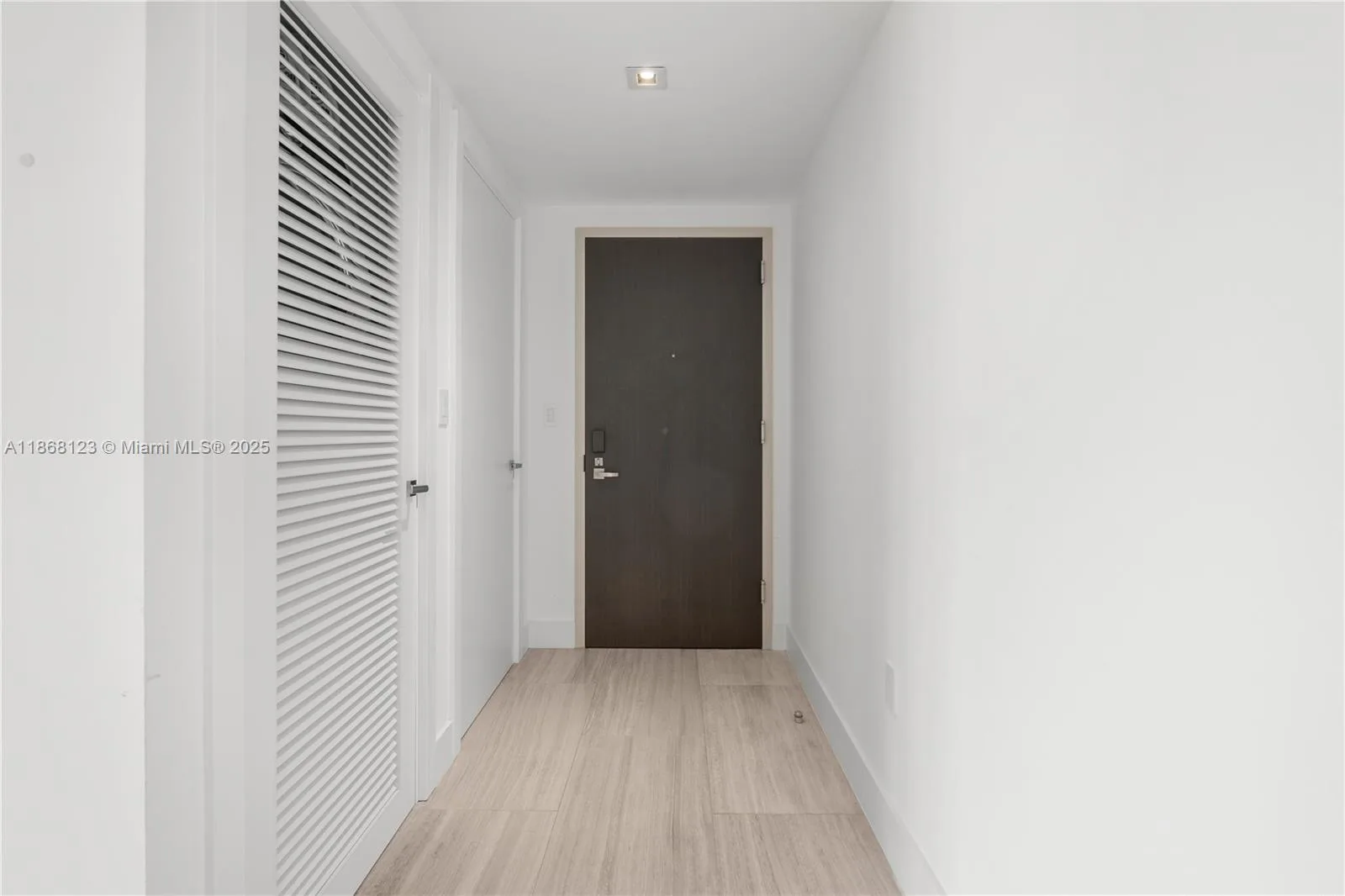 1451 Brickell Ave # 1204, Miami, FL 33131 photo 3