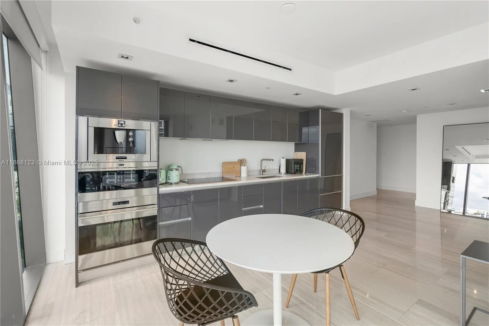 1451 Brickell Ave # 1204, Miami, FL 33131 photo 6
