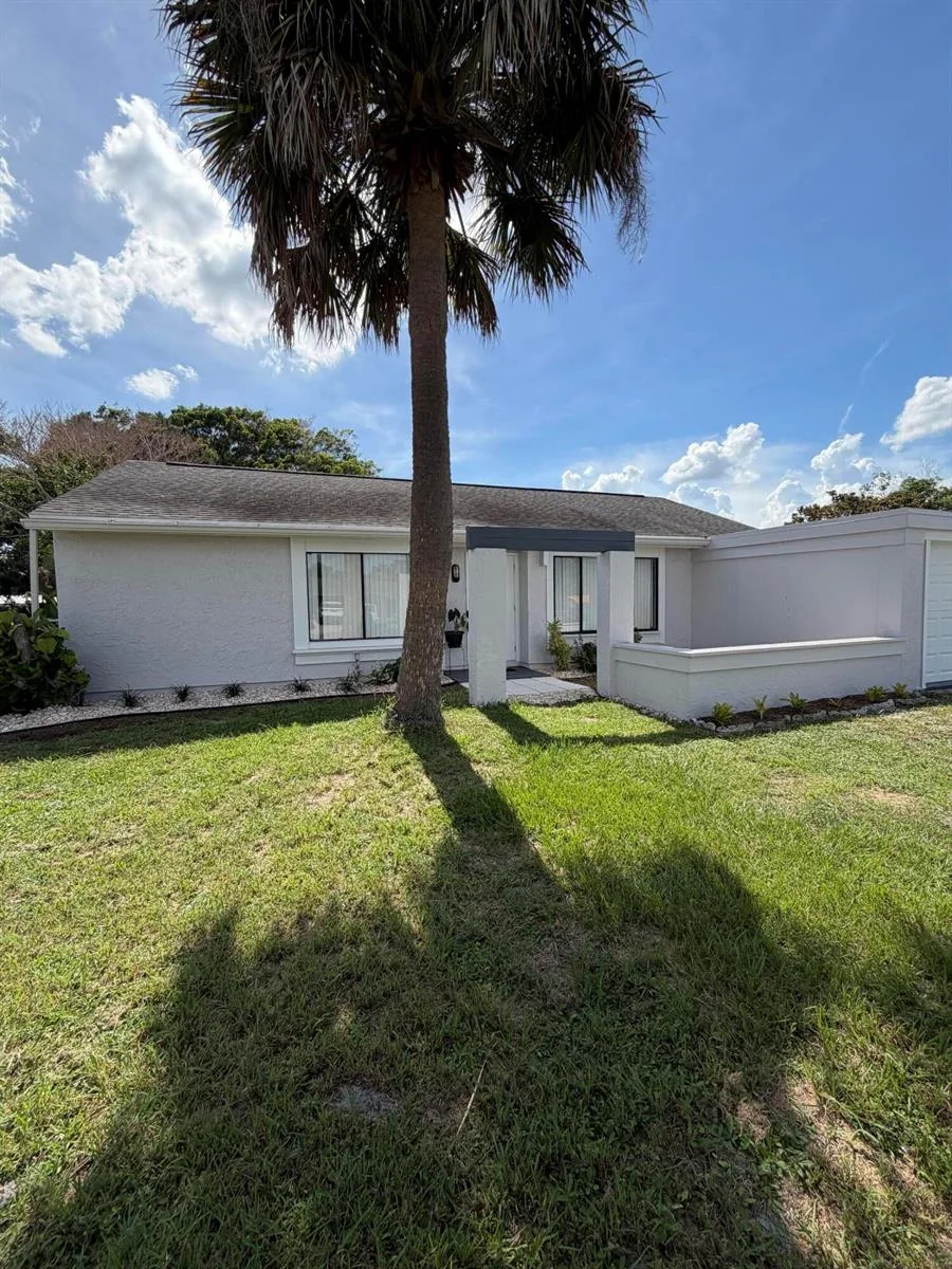 1812 SE Elkhart Terrace, Port St. Lucie, FL 34952