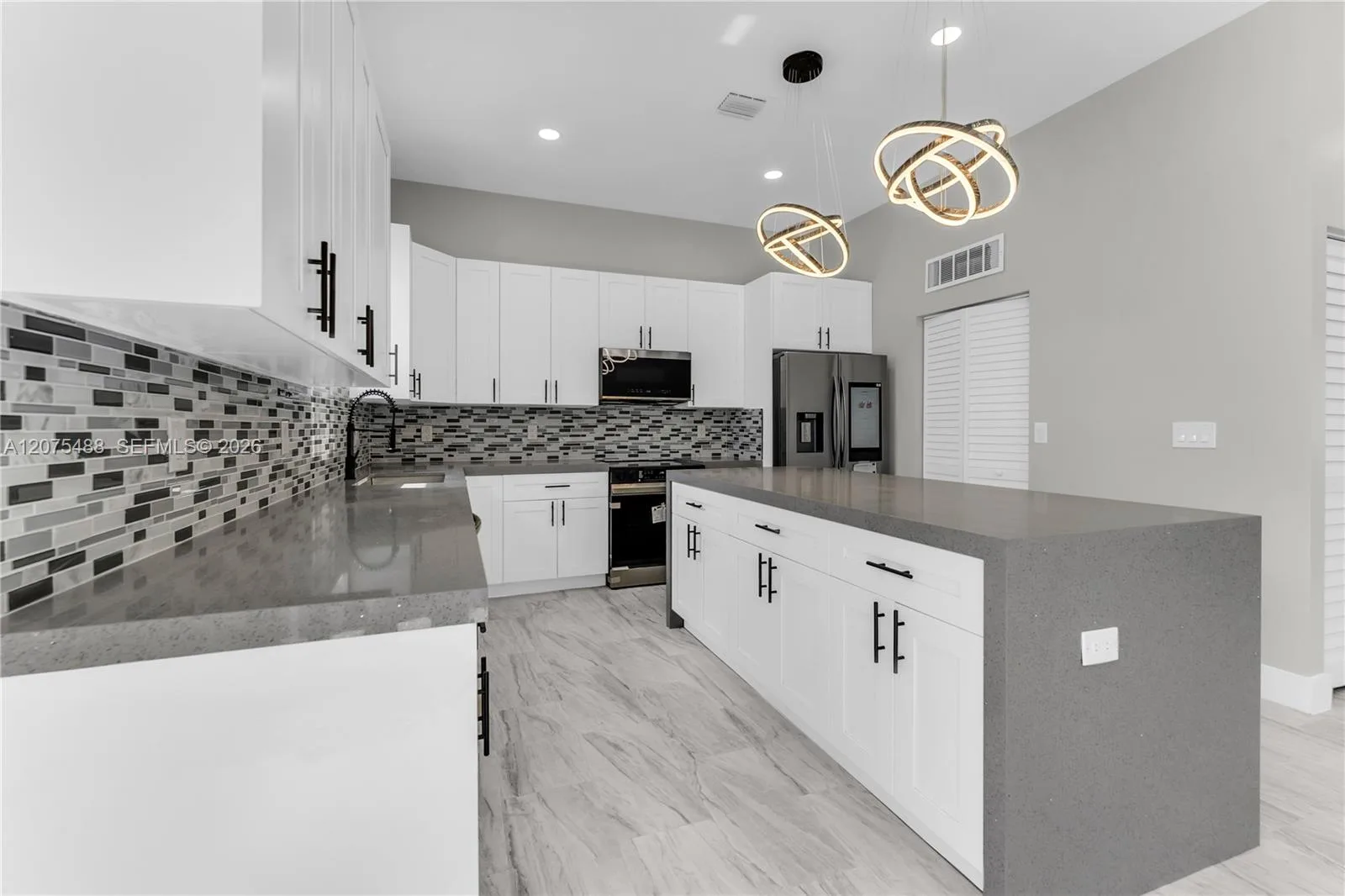 512 NW 23rd Ave, Fort Lauderdale, FL 33311 photo 11