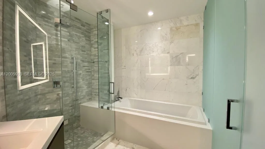 851 NE 1st Ave # 4404, Miami, FL 33132 photo 9