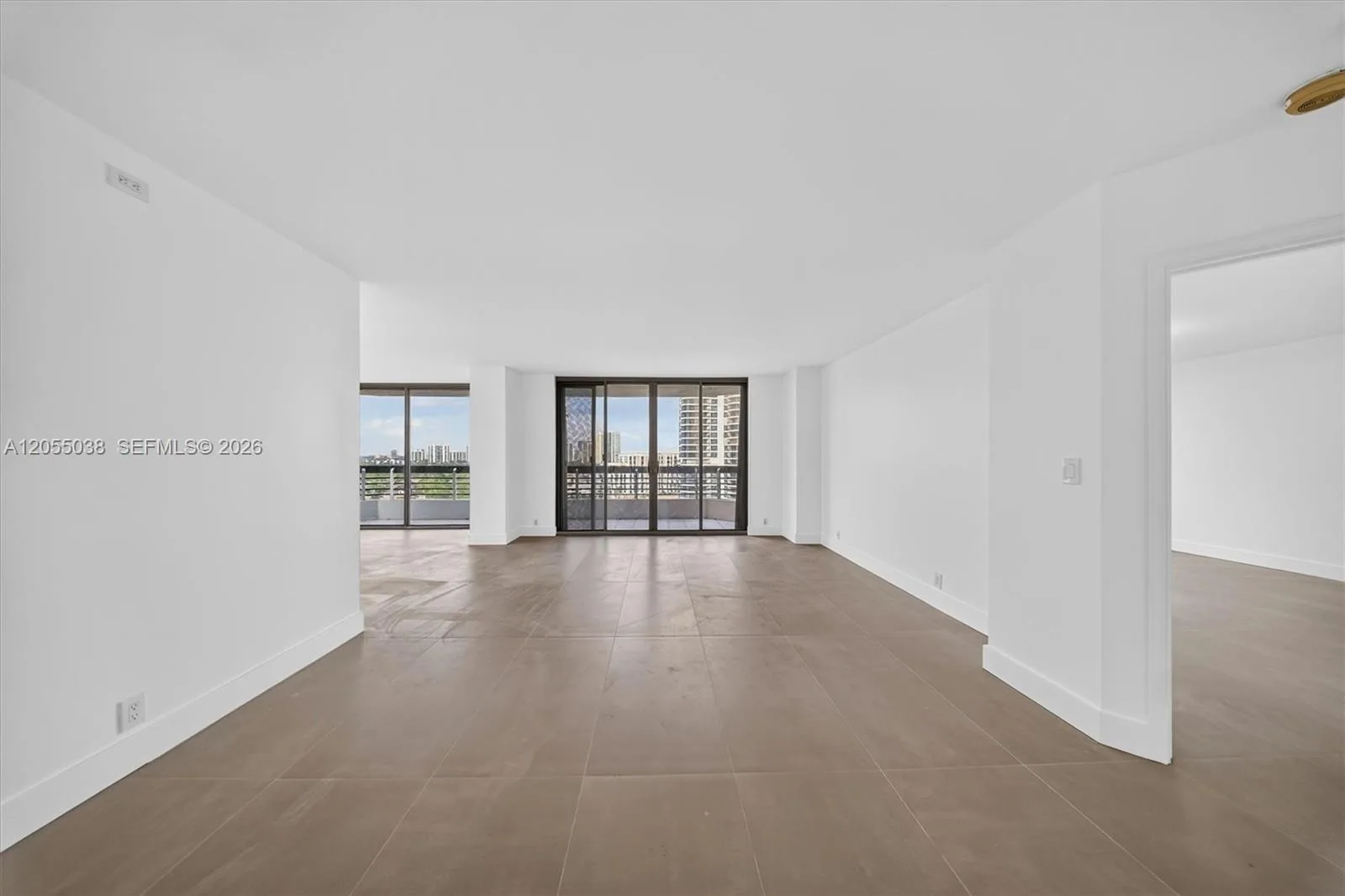 3530 Mystic Pointe Dr # 1606, Aventura, FL 33180 photo 12