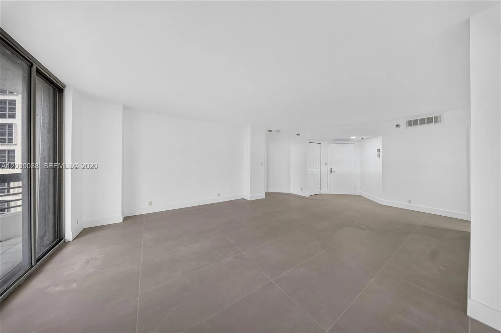3530 Mystic Pointe Dr # 1606, Aventura, FL 33180 photo 8