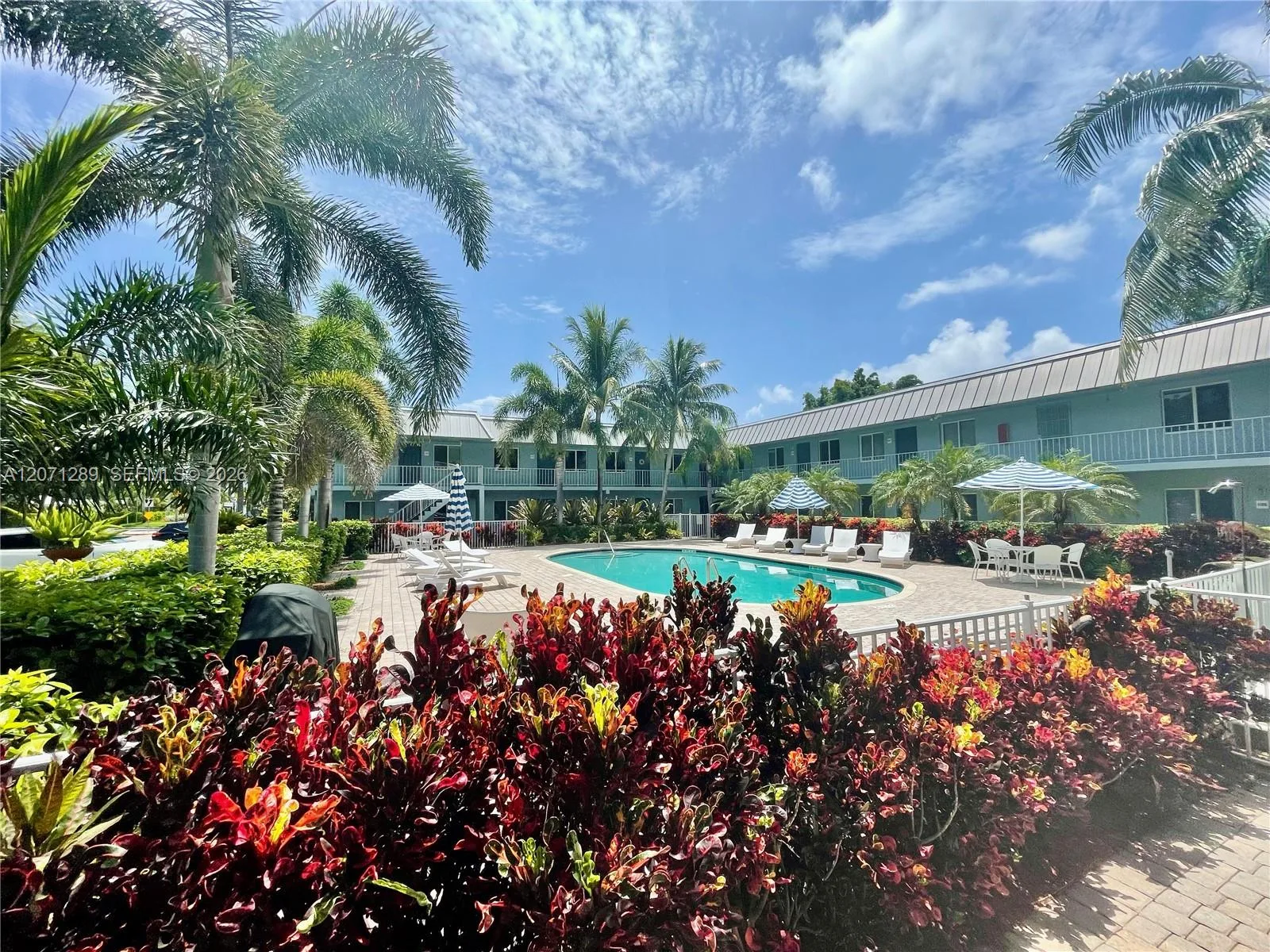 1460 NE 18th St # 102, Fort Lauderdale, FL 33305
