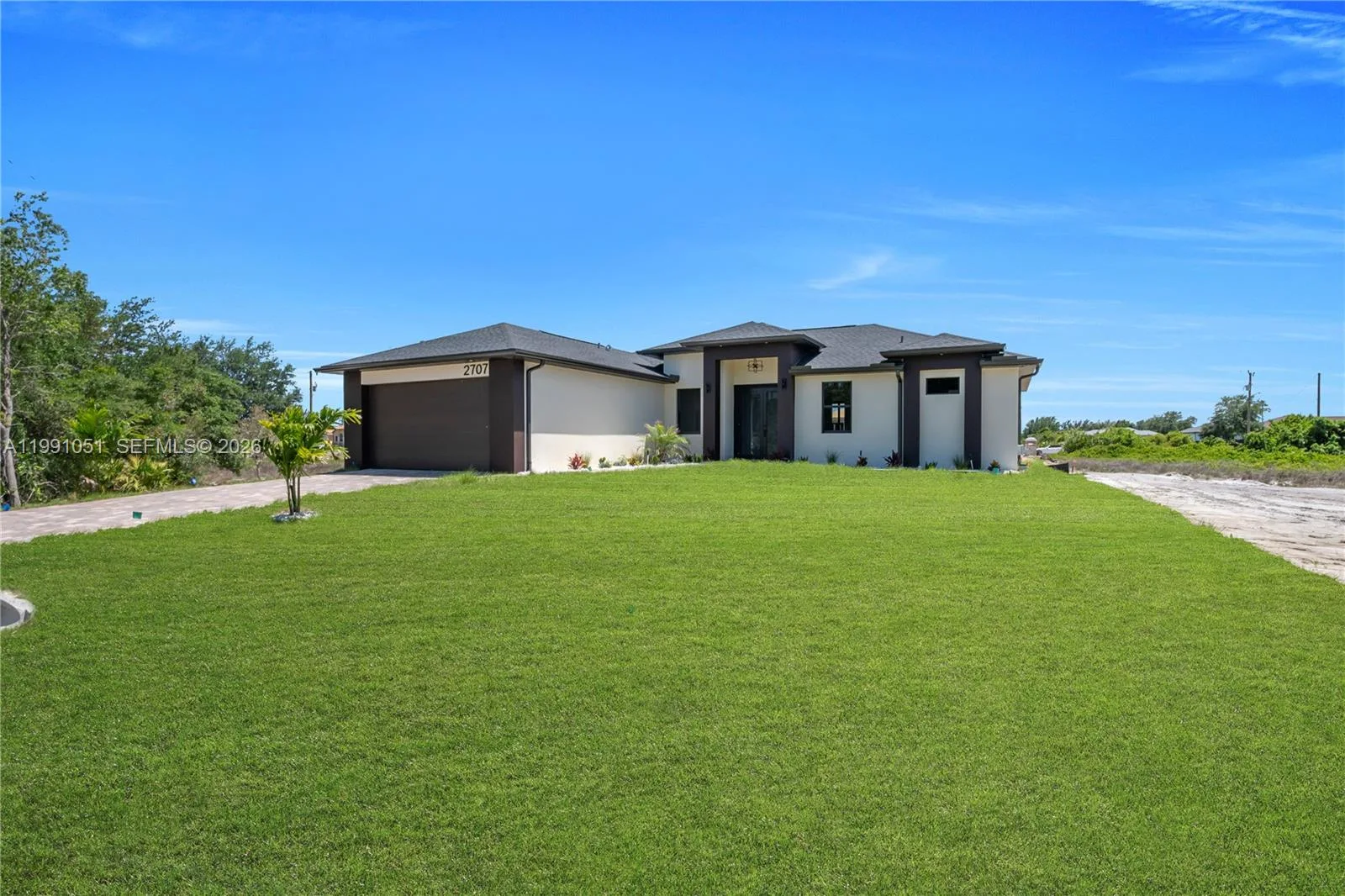 2707 29th St, Lehigh Acres, FL 33976 photo 3