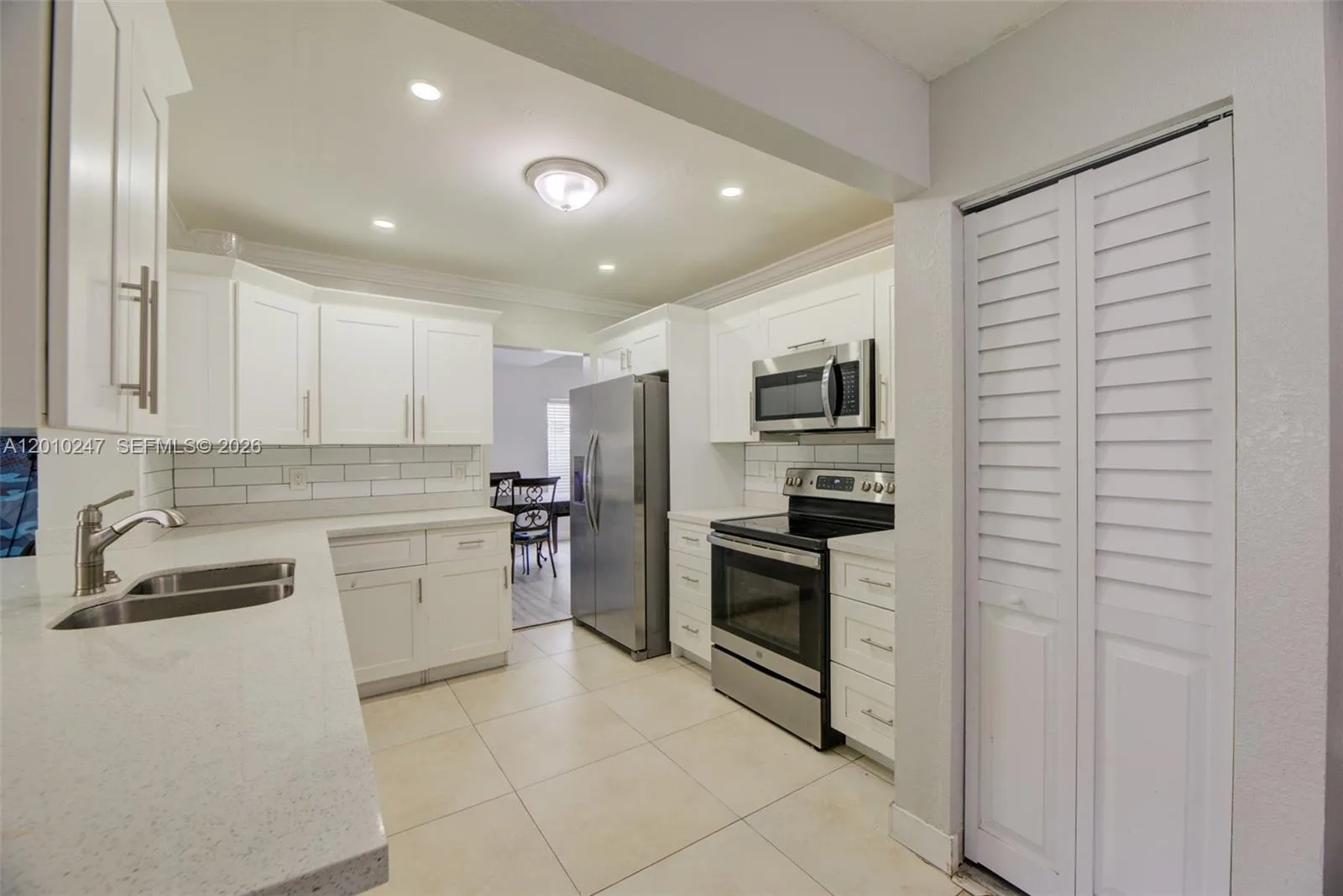 7454 NW 48th Pl, Lauderhill, FL 33319 photo 12