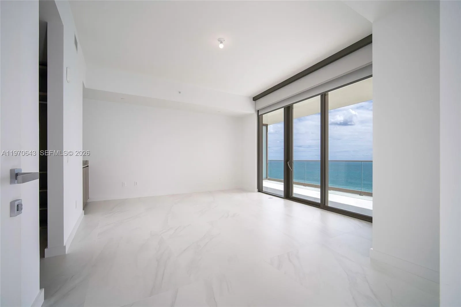 18975 Collins Ave # 1604, Sunny Isles Beach, FL 33160 photo 11