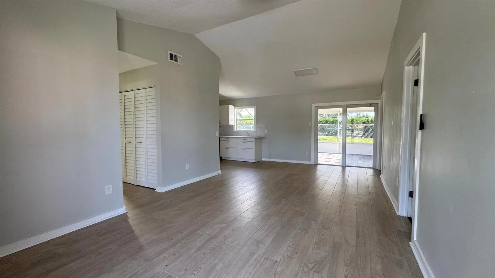 8395 GARDEN GATE Place, Boca Raton, FL 33433 photo 3