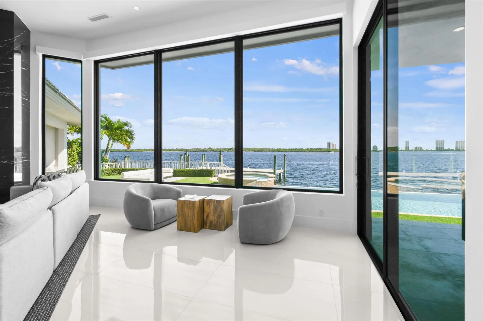101 Bowsprit Drive, North Palm Beach, FL 33408 photo 9