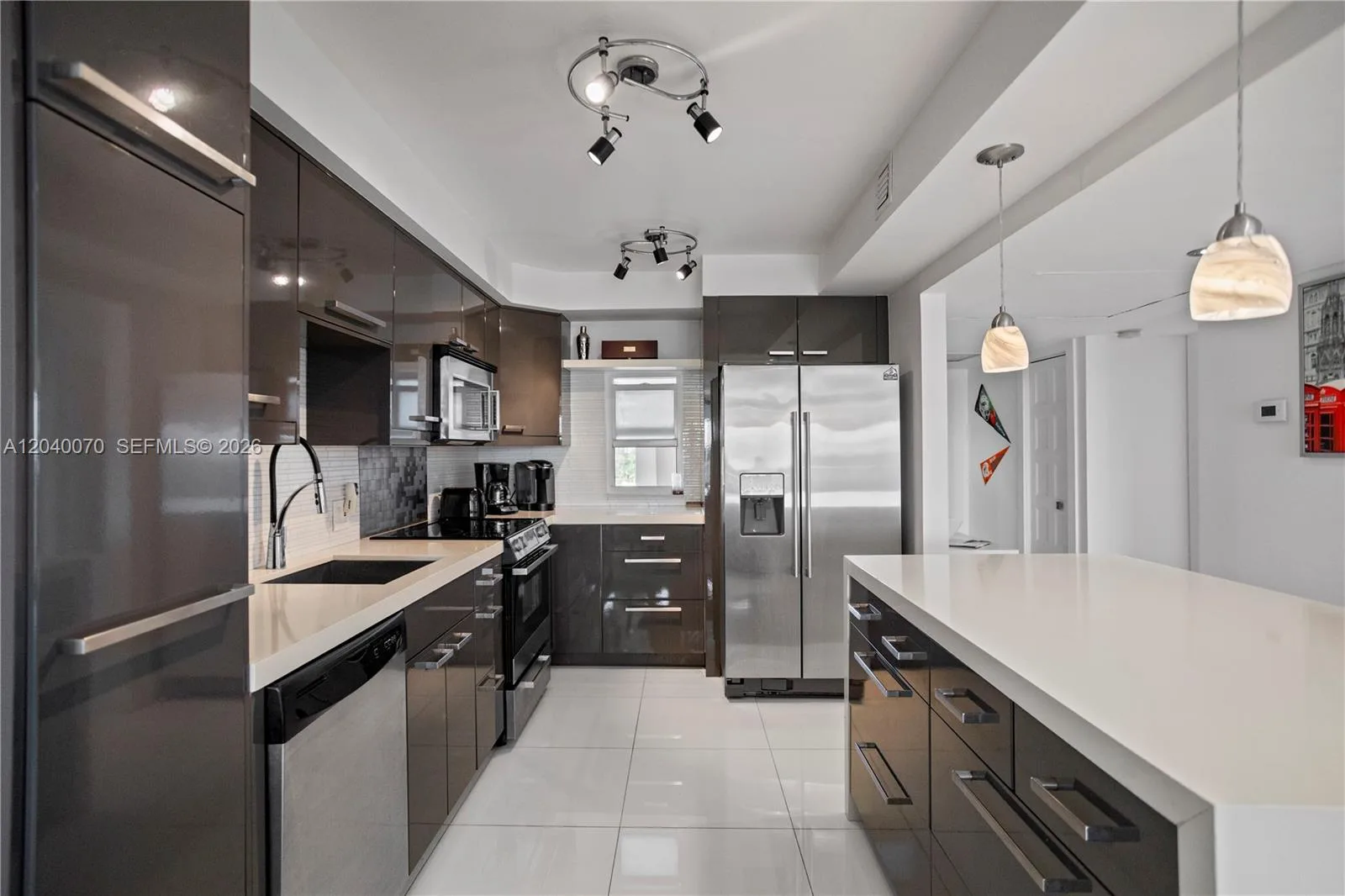3050 N Palm Aire Dr # 710, Pompano Beach, FL 33069