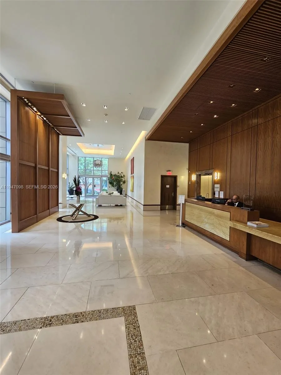 1060 Brickell Ave # 1917, Miami, FL 33131